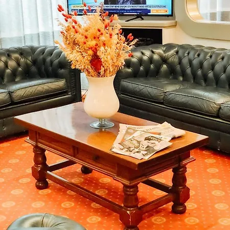 Eurohotel ホテル ピアチェンツァ