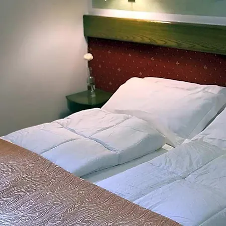 Eurohotel פיאצ'נצה