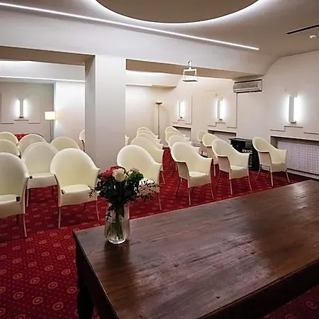 Eurohotel פיאצ'נצה